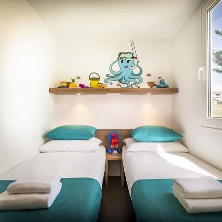 Aminess Maravea Camping Resort Mobile Homes Дайла Экстерьер фото